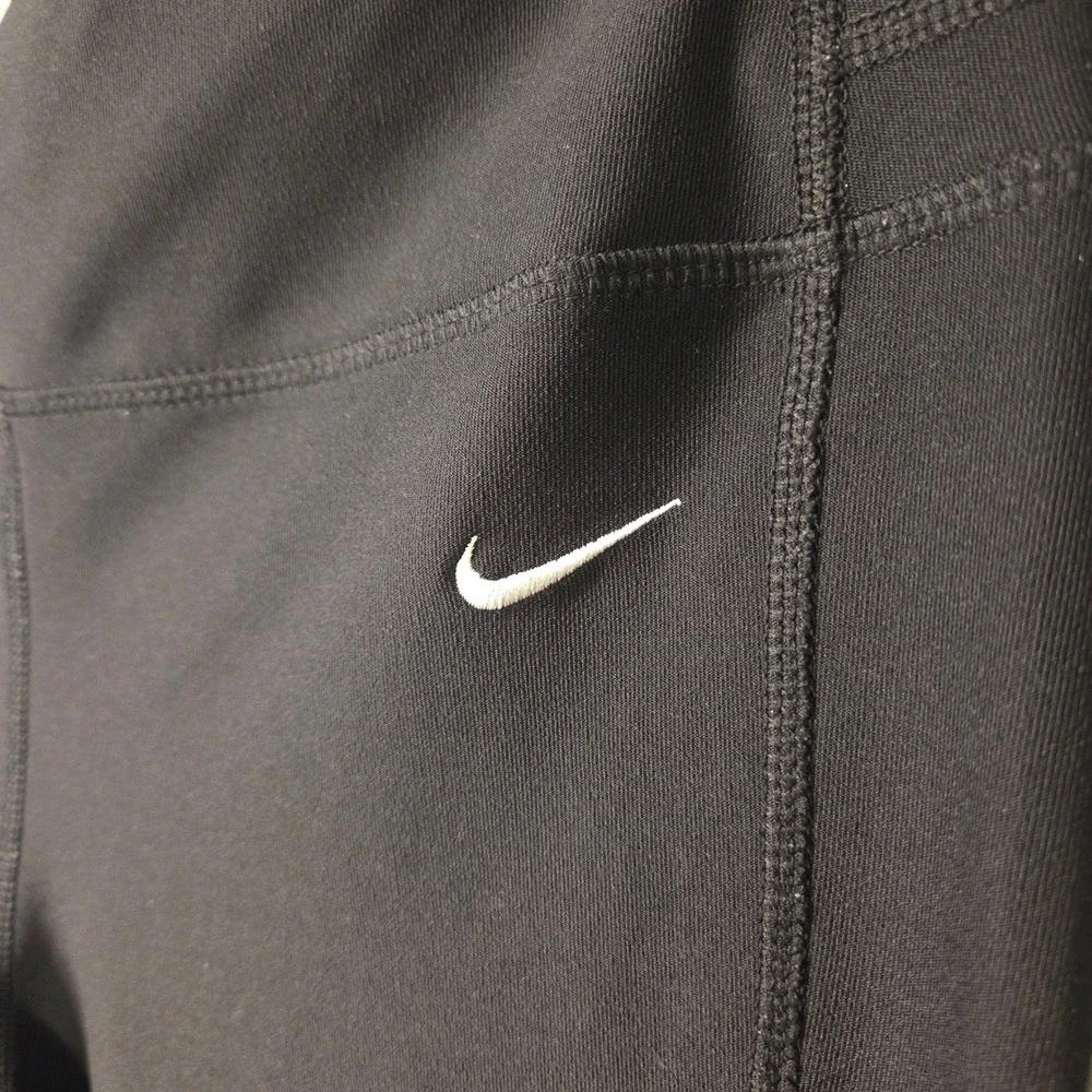 Nike Dri-Fit Women's Pull On Straight Leg Capri Leggings Size S Black